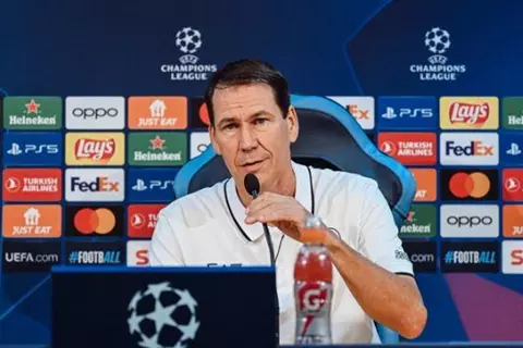 منافس مصر.. مدرب بلجيكا: 30% من الأهداف المستقبلة تأتي من الكرات الثابتة